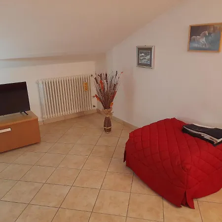 La Casetta Sui Colli Apartment *
